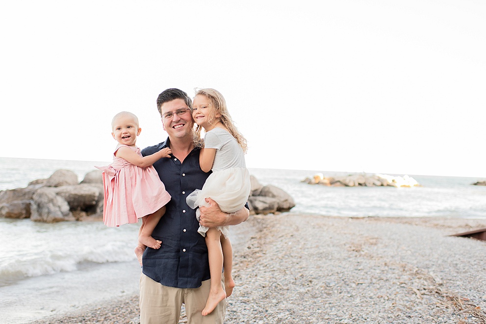 family photo shoot outdoors shorewood wisconsin