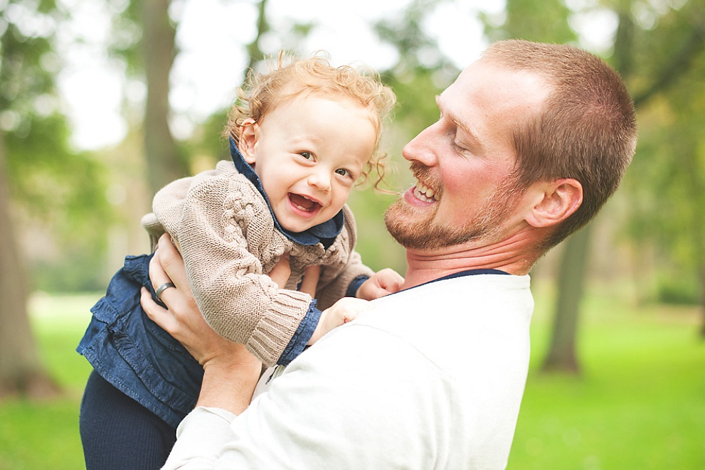 lifestyle baby photographers wisconsin